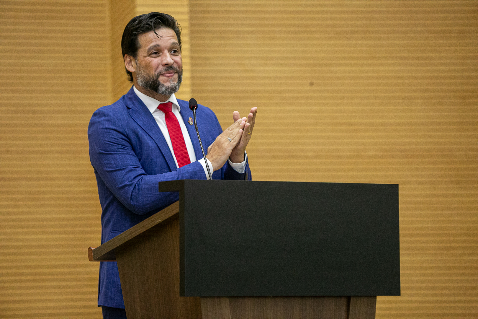 foto da notícia com o título Lei de autoria de Delegado Camargo institui o Dia Estadual da Polícia Judicial em RO