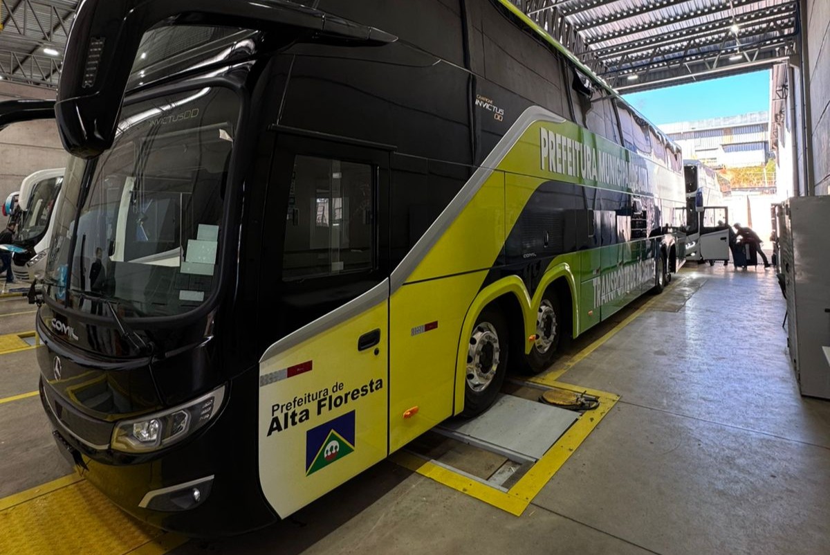 foto de capa da notícia com o título Jean Oliveira garante ônibus leito de mais de R$ 2 milhões para transporte de pacientes de Alta Floresta