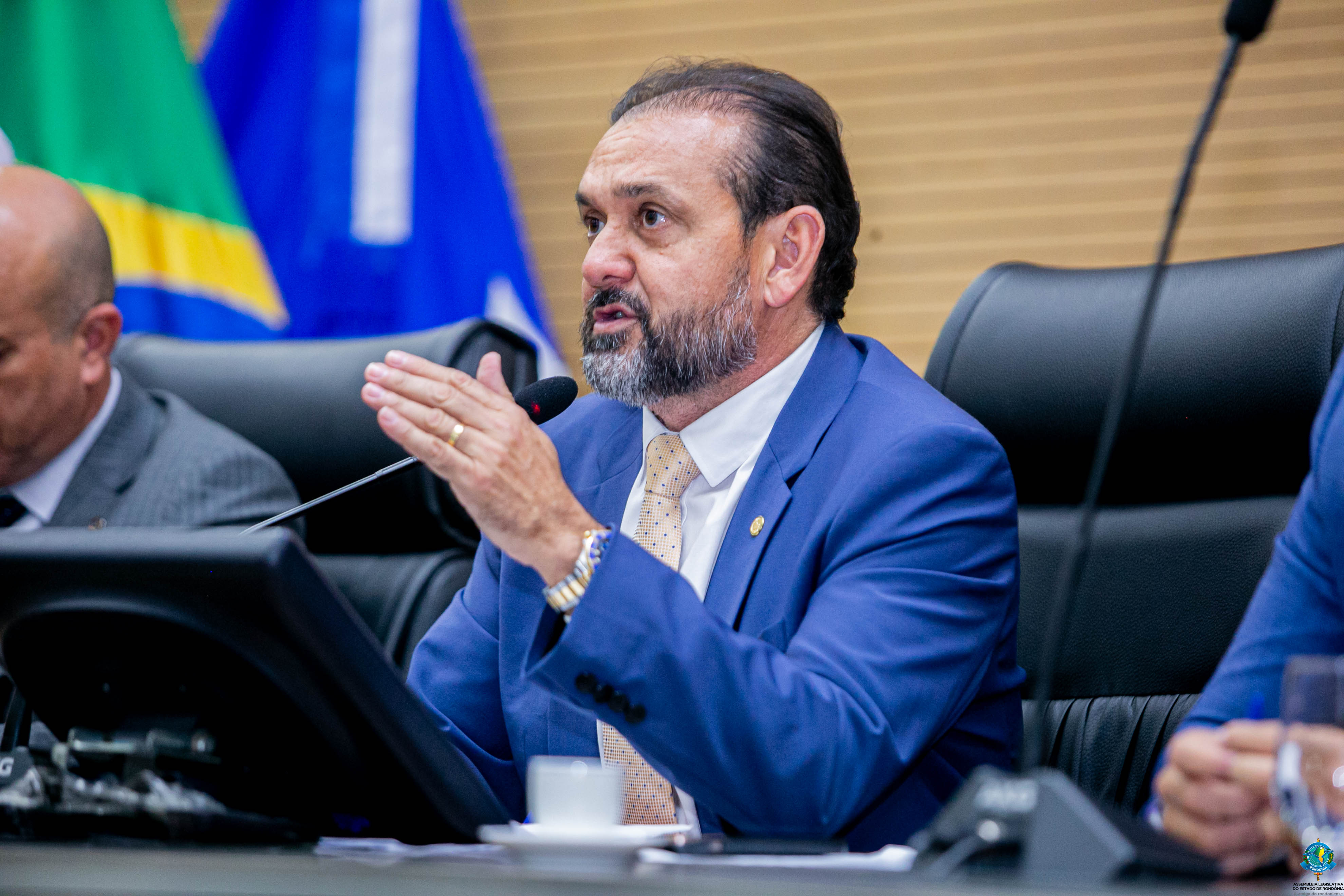 foto de capa da notícia com o título Laerte Gomes solicita construção de ponte de alvenaria no Rio Paraíso