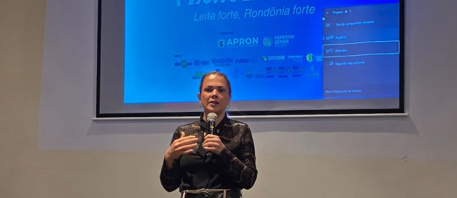foto da notícia com o título Fórum +Leite RO reúne setor e deputada Cláudia de Jesus reforça compromisso com produtores