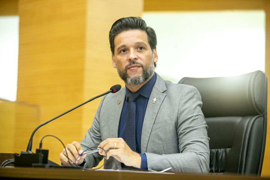foto da notícia com o título Lei de autoria de Delegado Camargo institui o Dia Estadual do Campista Católico em Rondônia