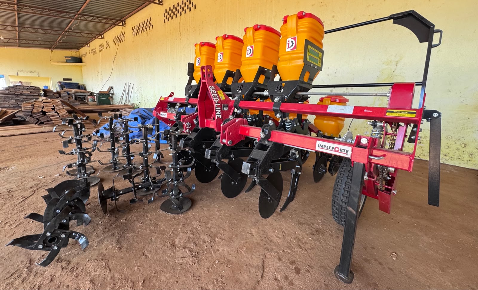 foto de capa da notícia com o título Dra. Taíssa destina R$ 150 mil para aquisição de plantadeira em Guajará-Mirim