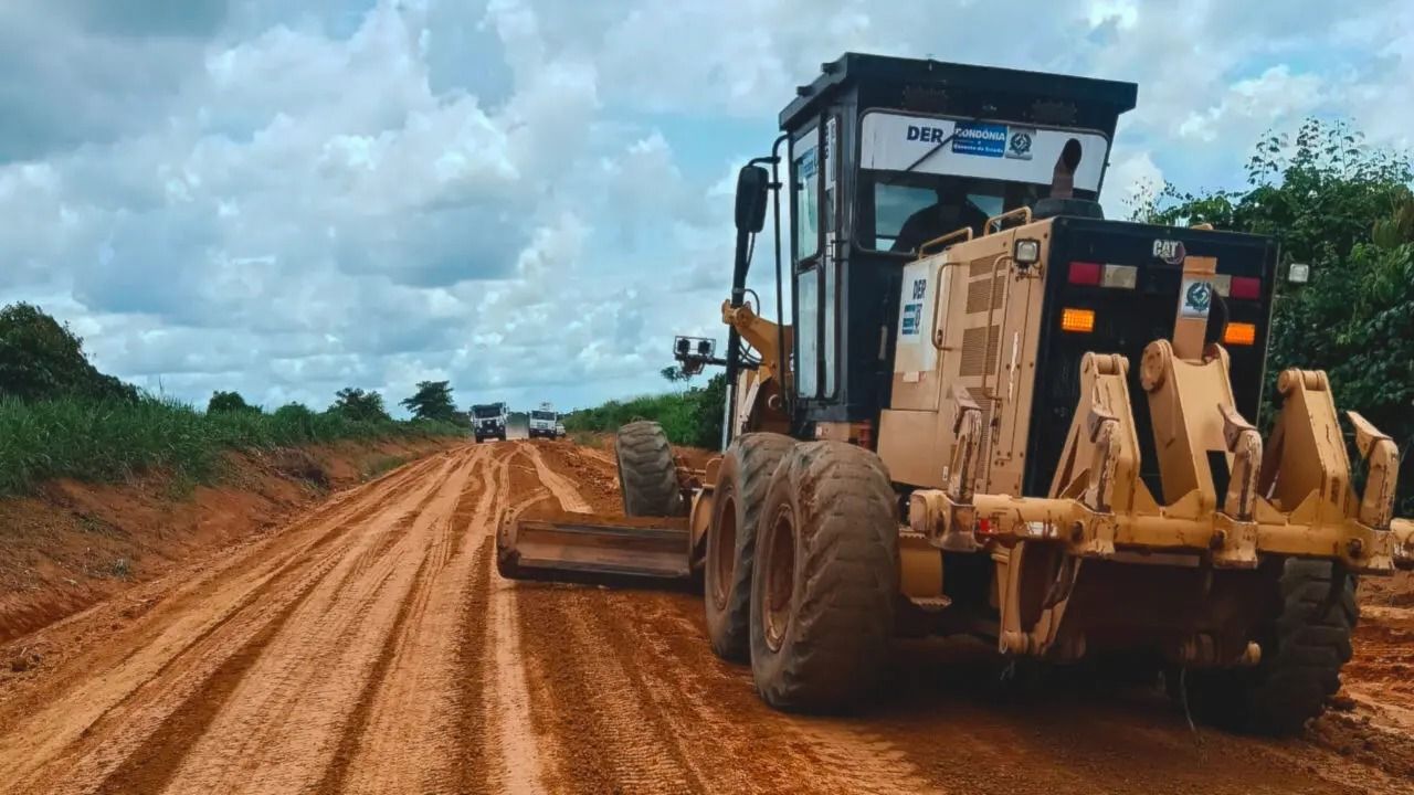 foto da notícia com o título Alan Queiroz solicita obras de recuperação na RO-370, entre Alto Alegre dos Parecis e Vila Marcão