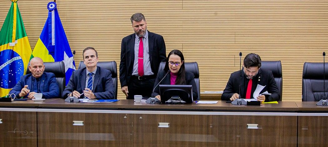 foto de capa da notícia com o título Alero autoriza doação de imóvel ao município de Santa Luzia d’Oeste