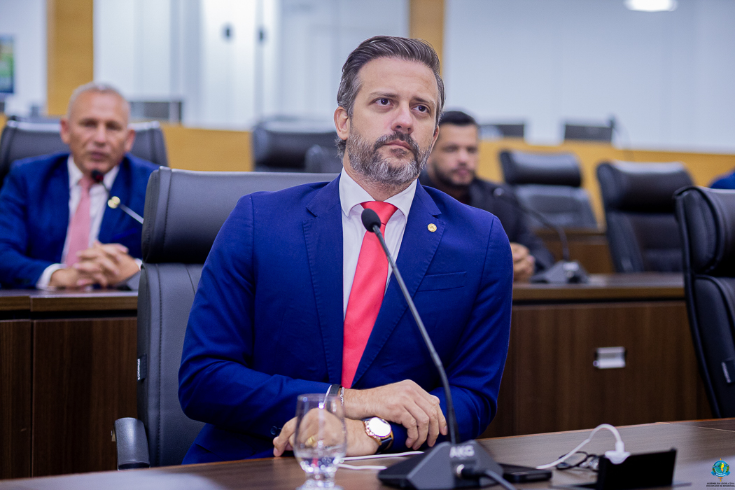 foto da notícia com o título Deputado Delegado Lucas solicita reforma da unidade da Idaron em Buritis