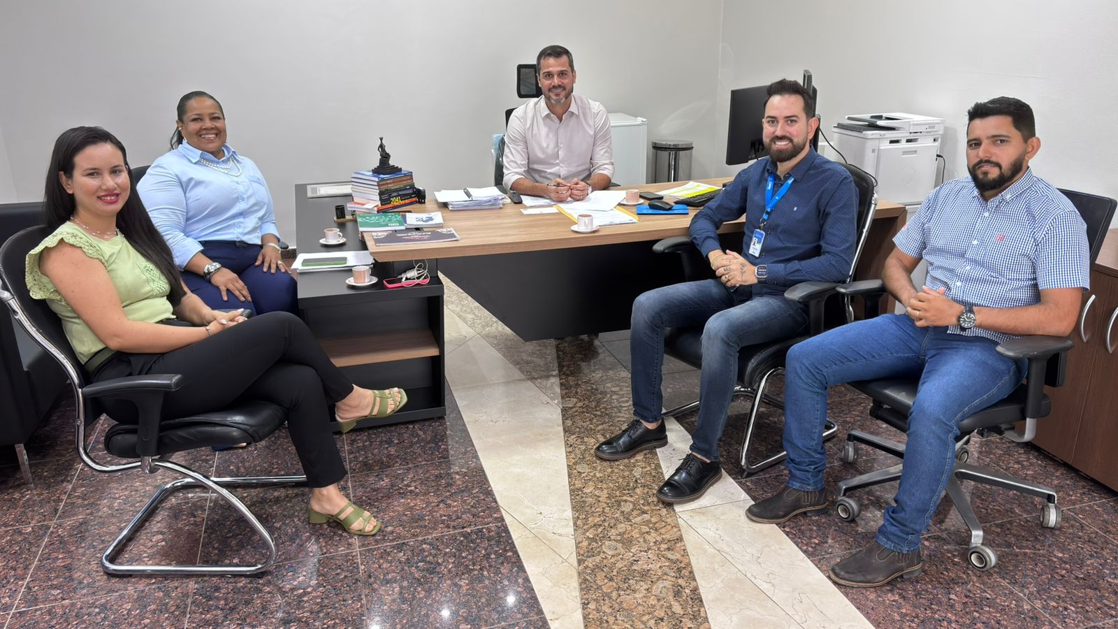 foto da notícia com o título Elero discute expansão de cursos no município de Seringueiras