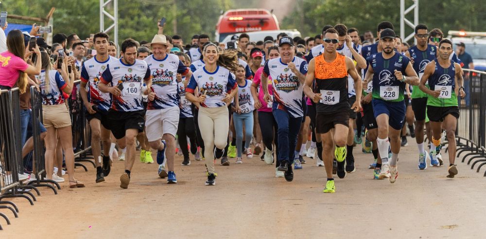 foto da notícia com o título Cujubim realiza 1ª Corrida do Trabalhador com apoio do deputado Pedro Fernandes
