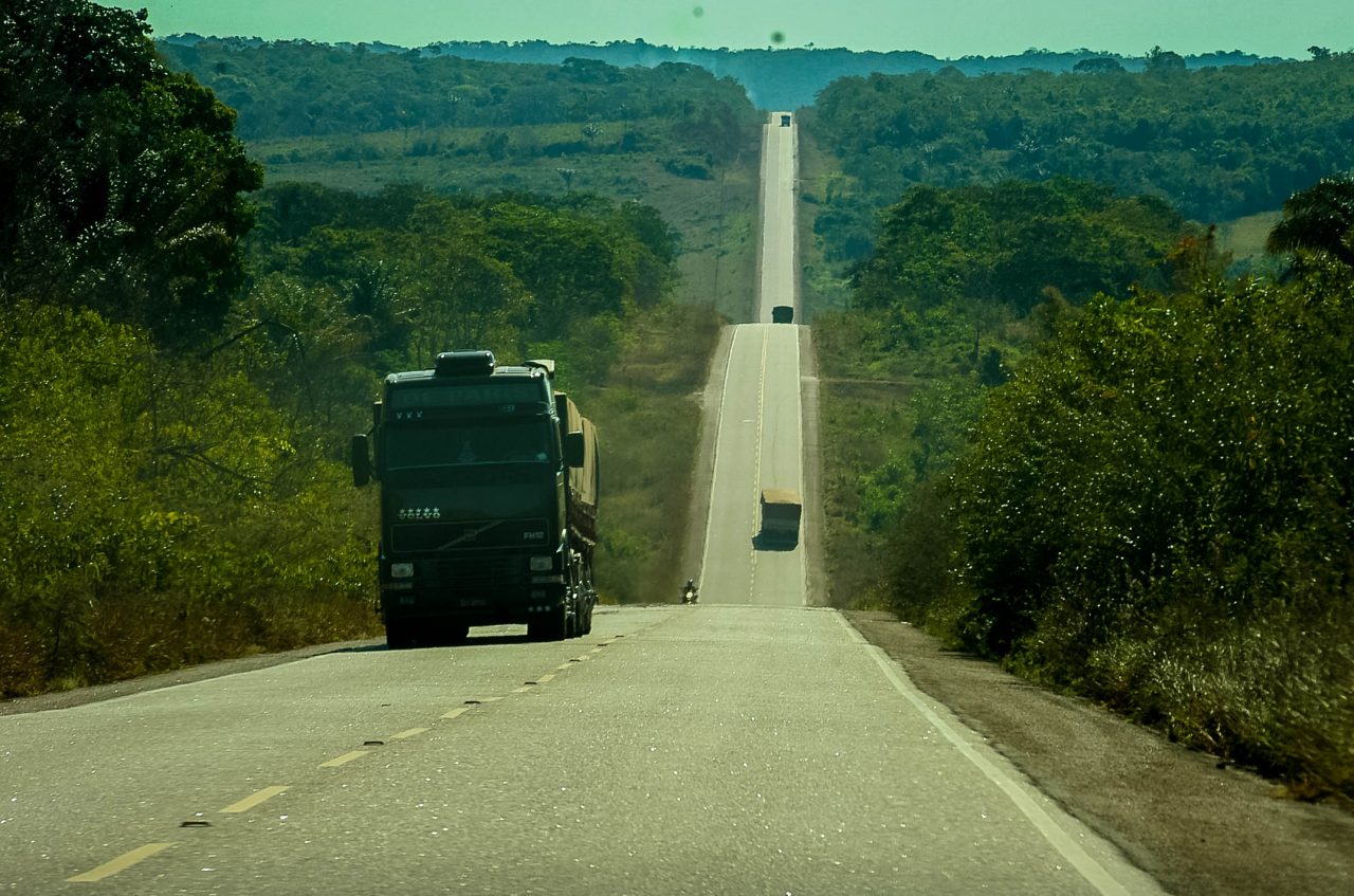 foto de capa da notícia com o título Deputada Dra. Taíssa cobra ação urgente do DNIT para recuperação da BR-364