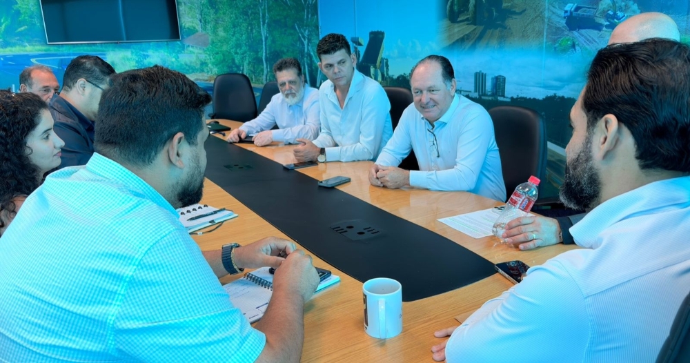foto de capa da notícia com o título Pedro Fernandes e prefeitos defendem melhorias na RO-010 entre Monte Negro e Cacaulândia