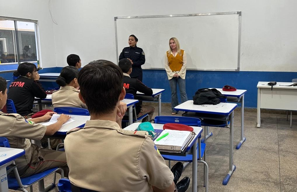 foto de capa da notícia com o título Ieda Chaves propõe Auxílio Material Escolar aos estudantes e priorização da economia local