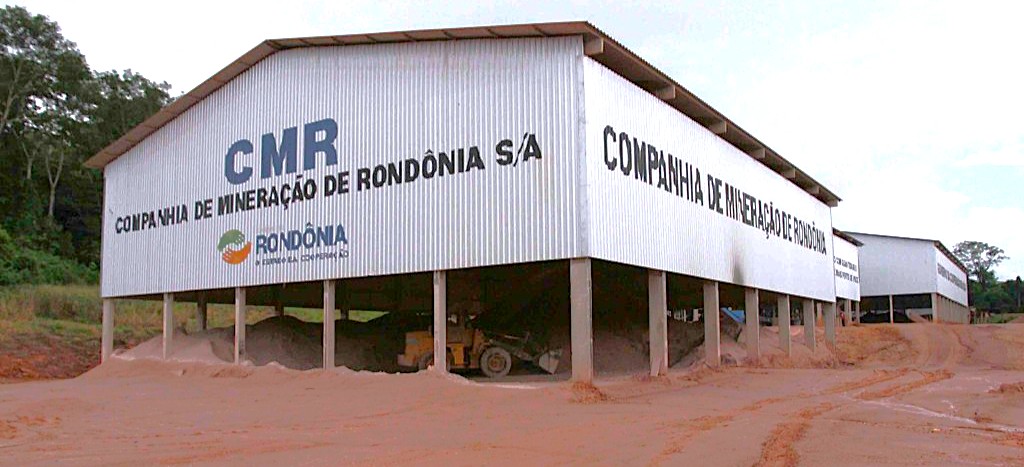 foto de capa da notícia com o título Jean Mendonça denuncia sucateamento da Usina de Calcário e alerta para prejuízos  aos agricultores