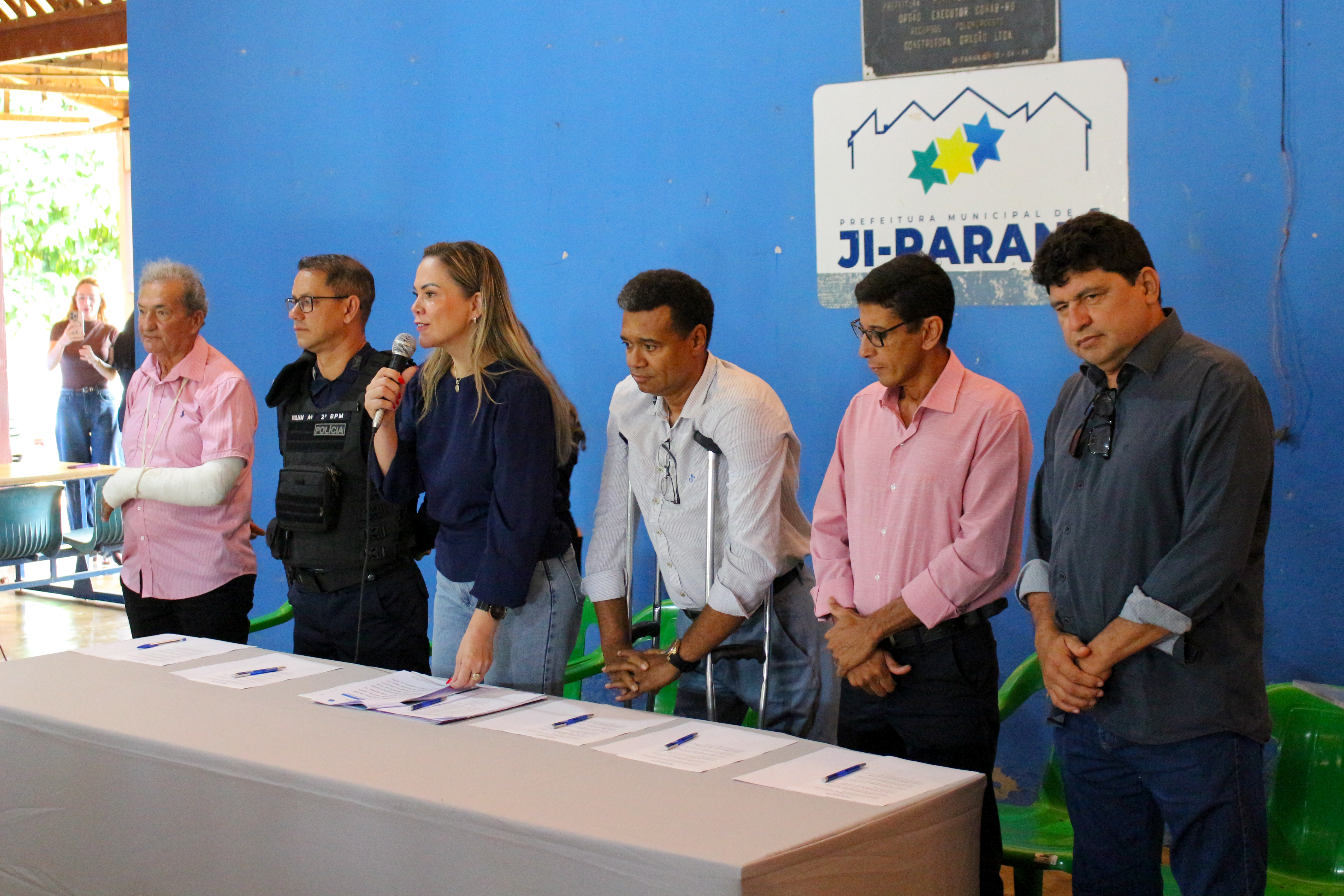 Sessão solene | Cláudia de Jesus - Homenagem a lideranças comunitárias e agentes sociais