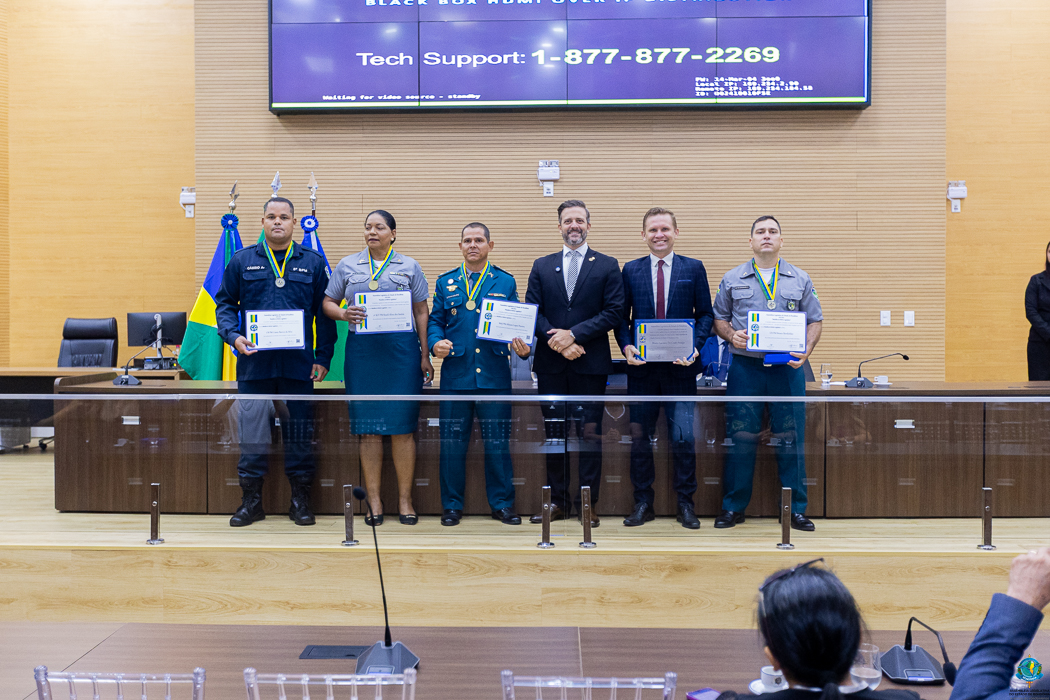 Sessão Solene I Homenagem ao Pastor Bruno Luciano e a policiais militares