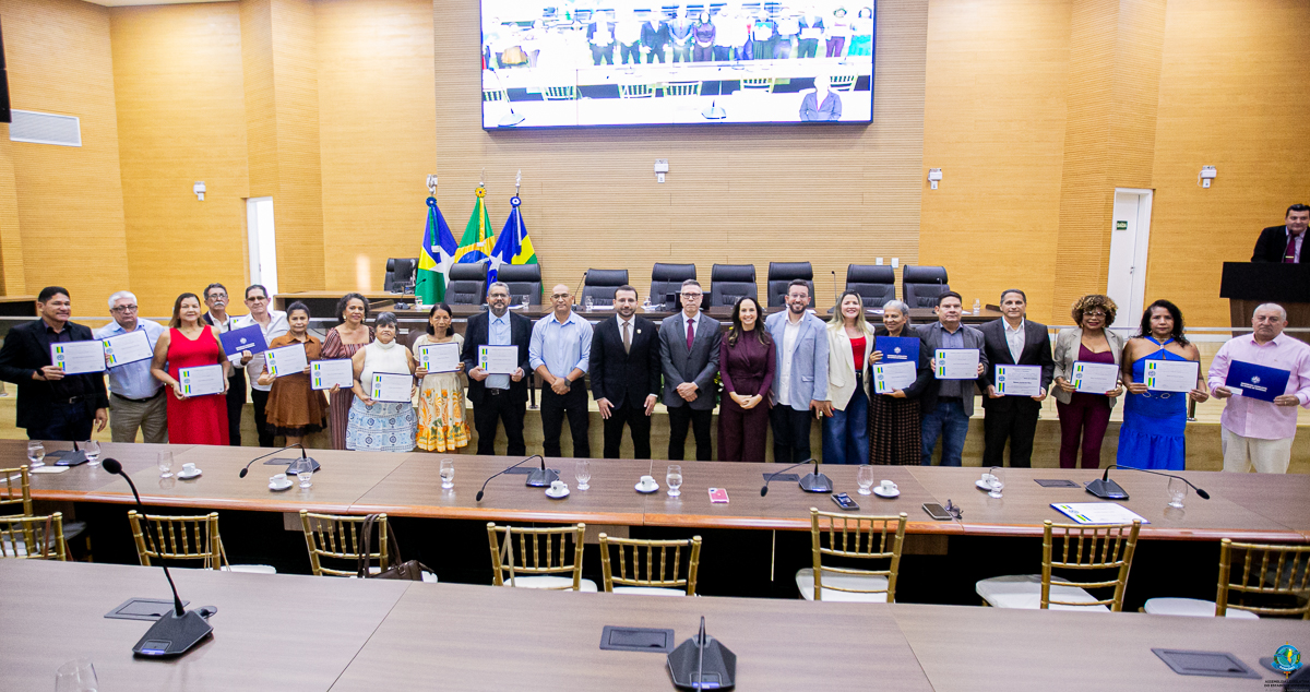 Sessão solene I Homenagem aos policiais veteranos