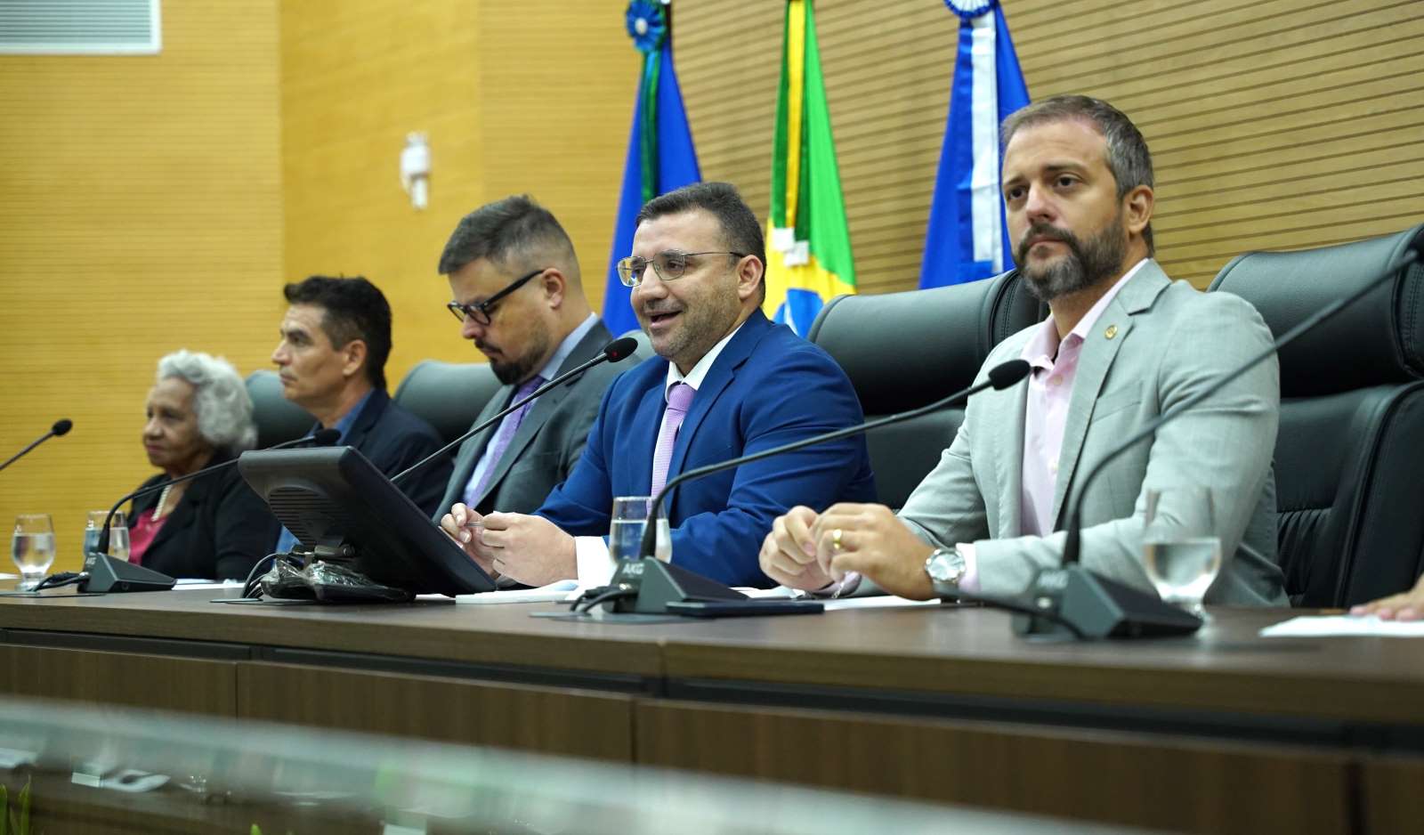 Deputado Ribeiro do Sinpol abriu os trabalhos nesta quinta-feira (Foto: Rafael Oliveira I Secom ALE/RO)